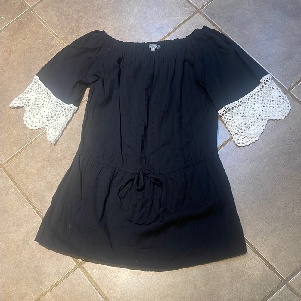 Umgee crochet  mini babydoll dress! small